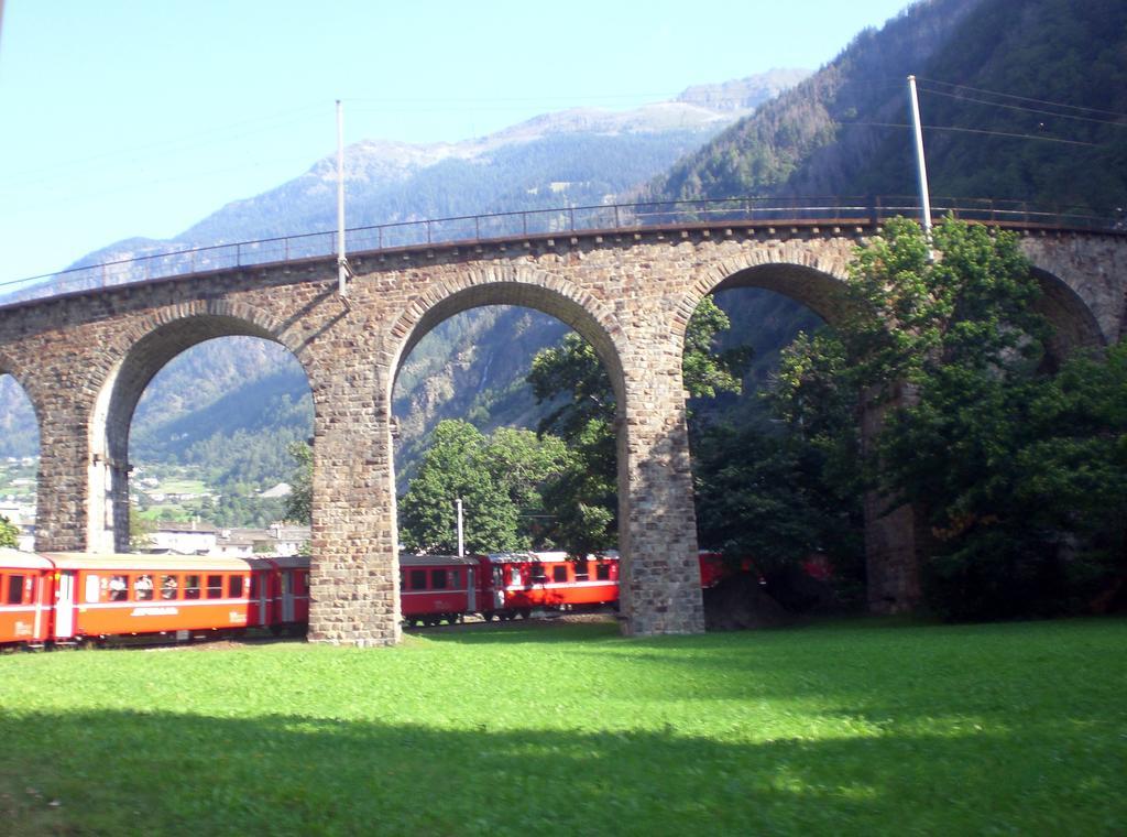 La Madonnina Apartment Villa di Tirano Cameră foto