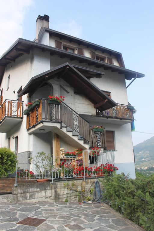 La Madonnina Apartment Villa di Tirano Exterior foto