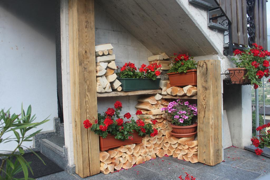 La Madonnina Apartment Villa di Tirano Exterior foto
